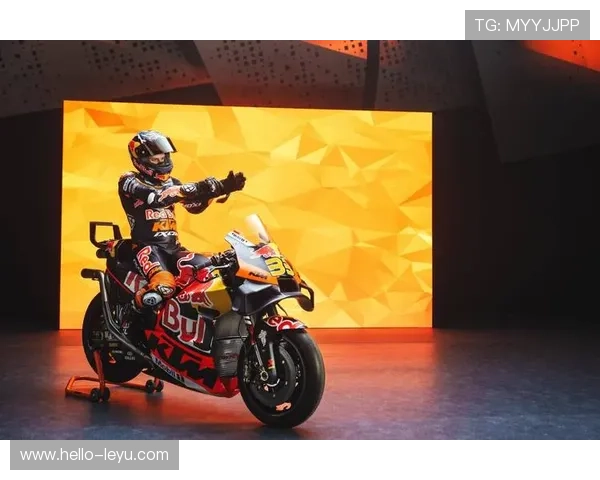 MotoGP赛场再掀风暴冠军争夺进入白热化阶段车队角逐年度荣耀 MotoGP赛场再掀风暴冠军争夺进入白热化阶段车队角逐年度荣耀