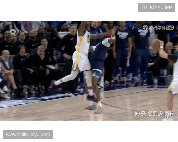 NBA季后赛精彩对决落幕 勇士惜败太阳逆袭晋级下一轮